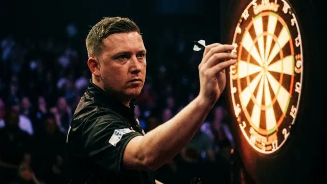 Chris Dobey, Darts