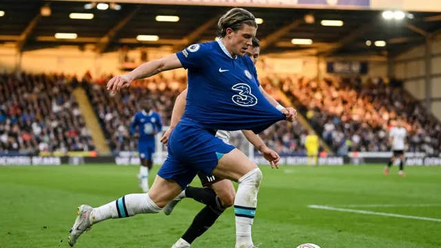 Conor Gallagher, Football