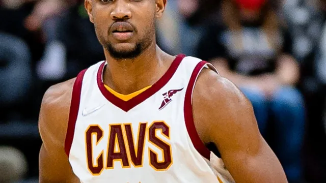 Evan Mobley, Basketball