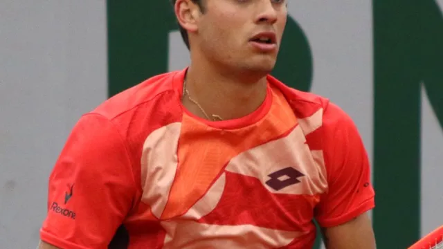 Flavio Cobolli, Tennis