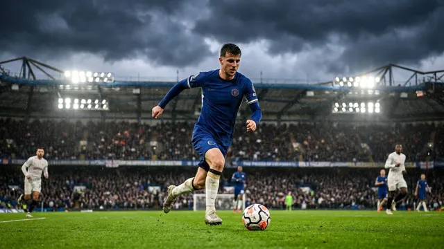 Mason Mount, Football