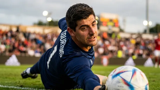 Thibaut Courtois, Football